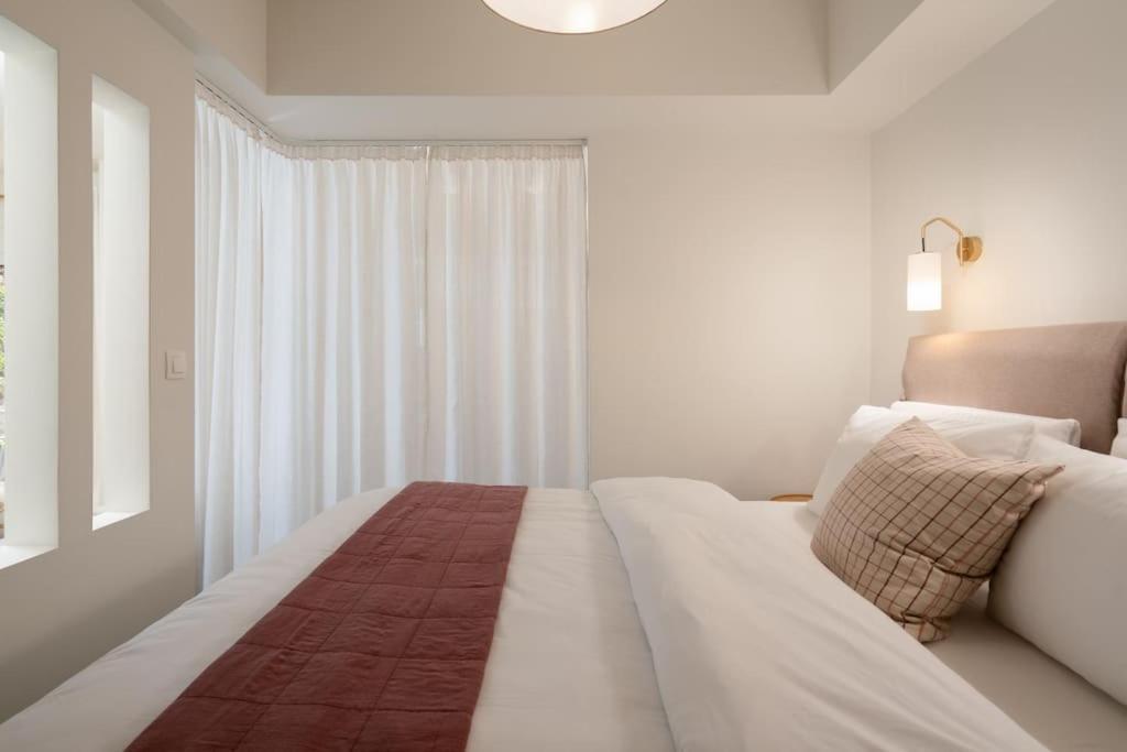 Modern At Edem Apartmán