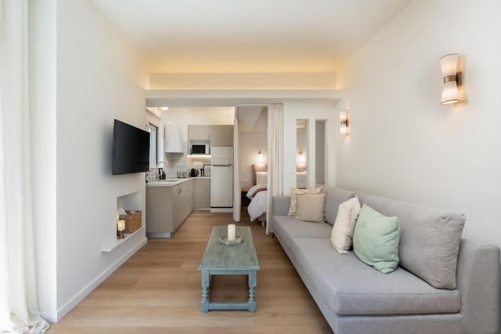 Modern At Edem Daire Atina